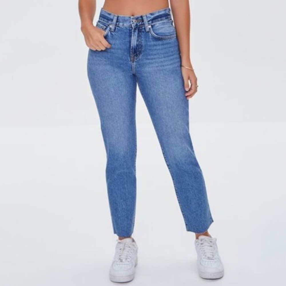NWT Forever 21 Premium Distressed Mom Jeans In Medium Denim Wash Blue